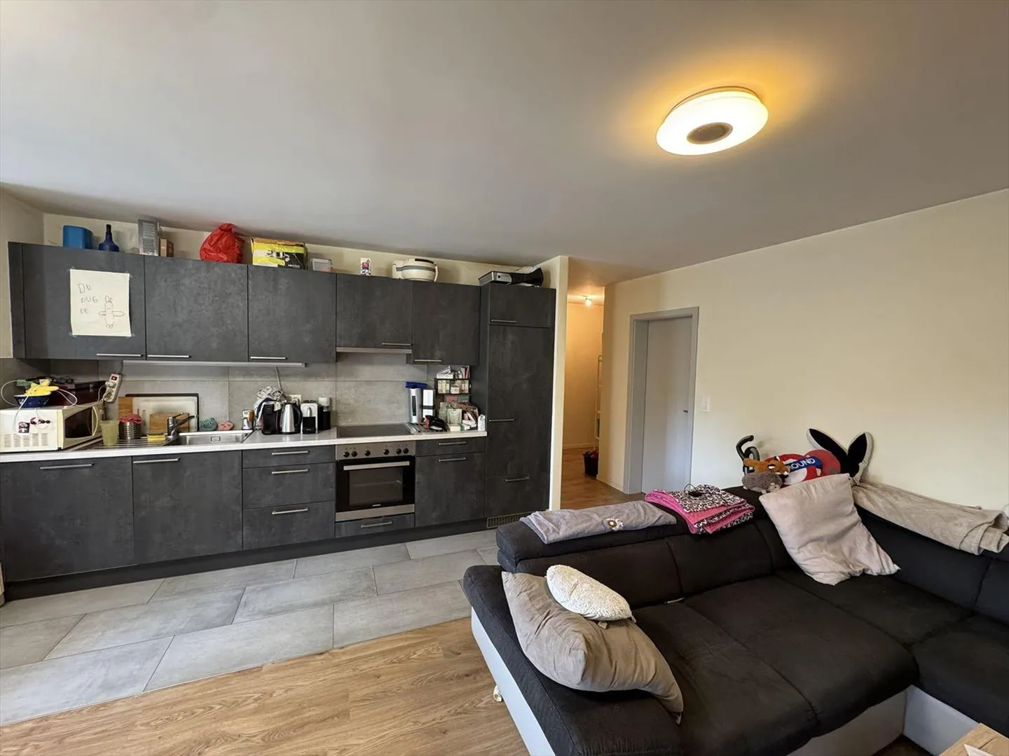 Apartment - Photo 2 of 5