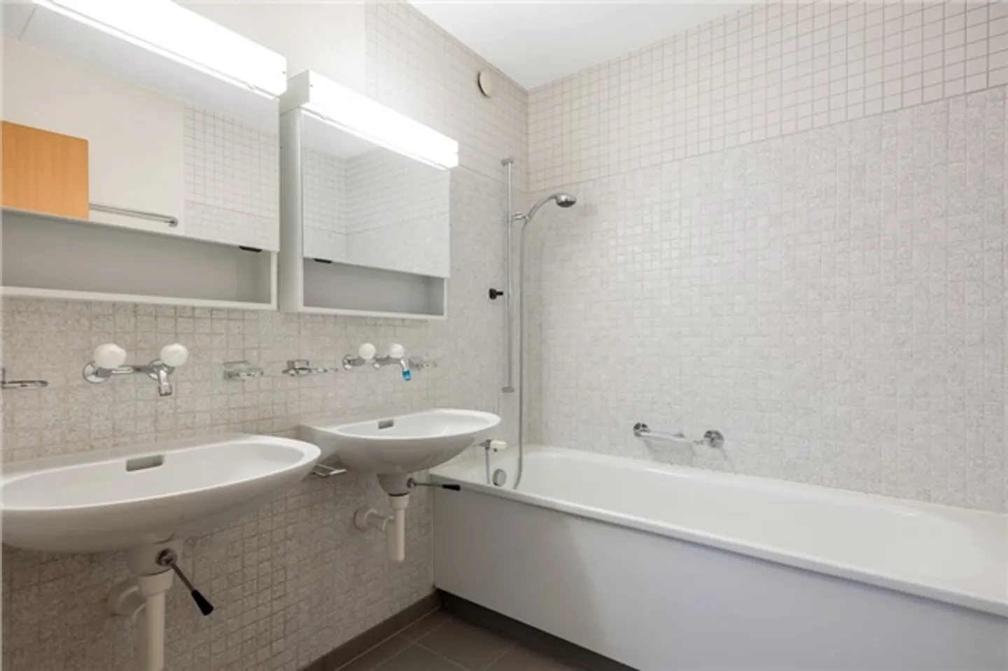 Nous recherchons exactement vous - Photo 7 sur 9