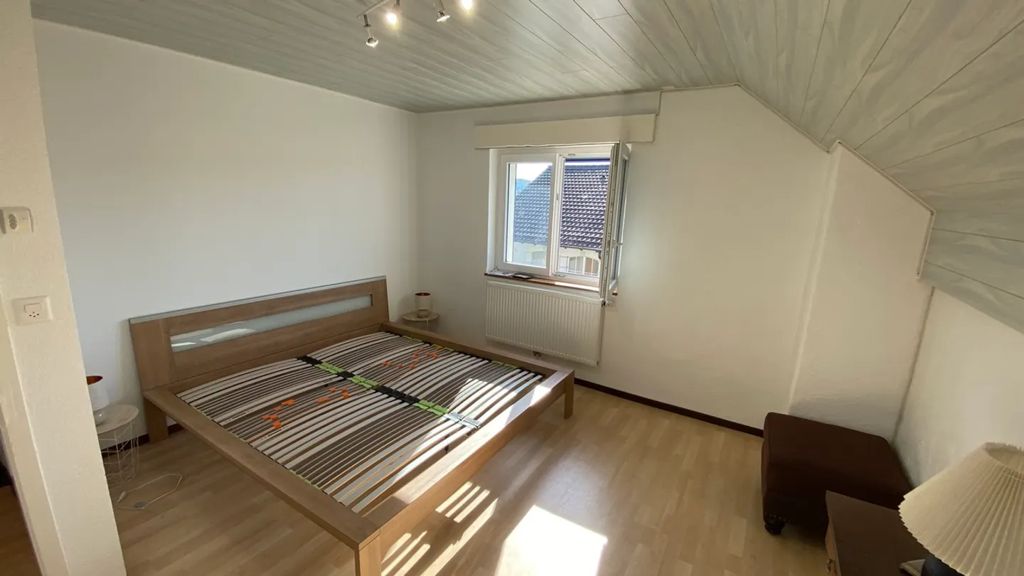 Modernes Einfamilienhaus mit Solar - Foto 11 von 29