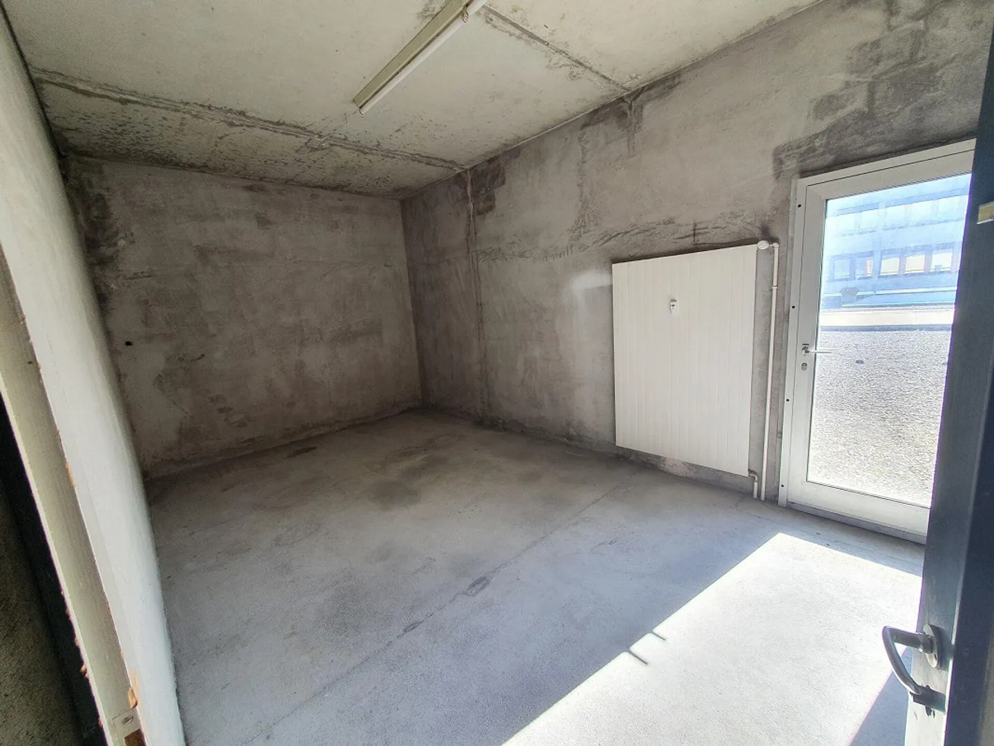 Stanza hobby 2° piano direttamente alla stazione di Buchs SG - Foto 5 di 7