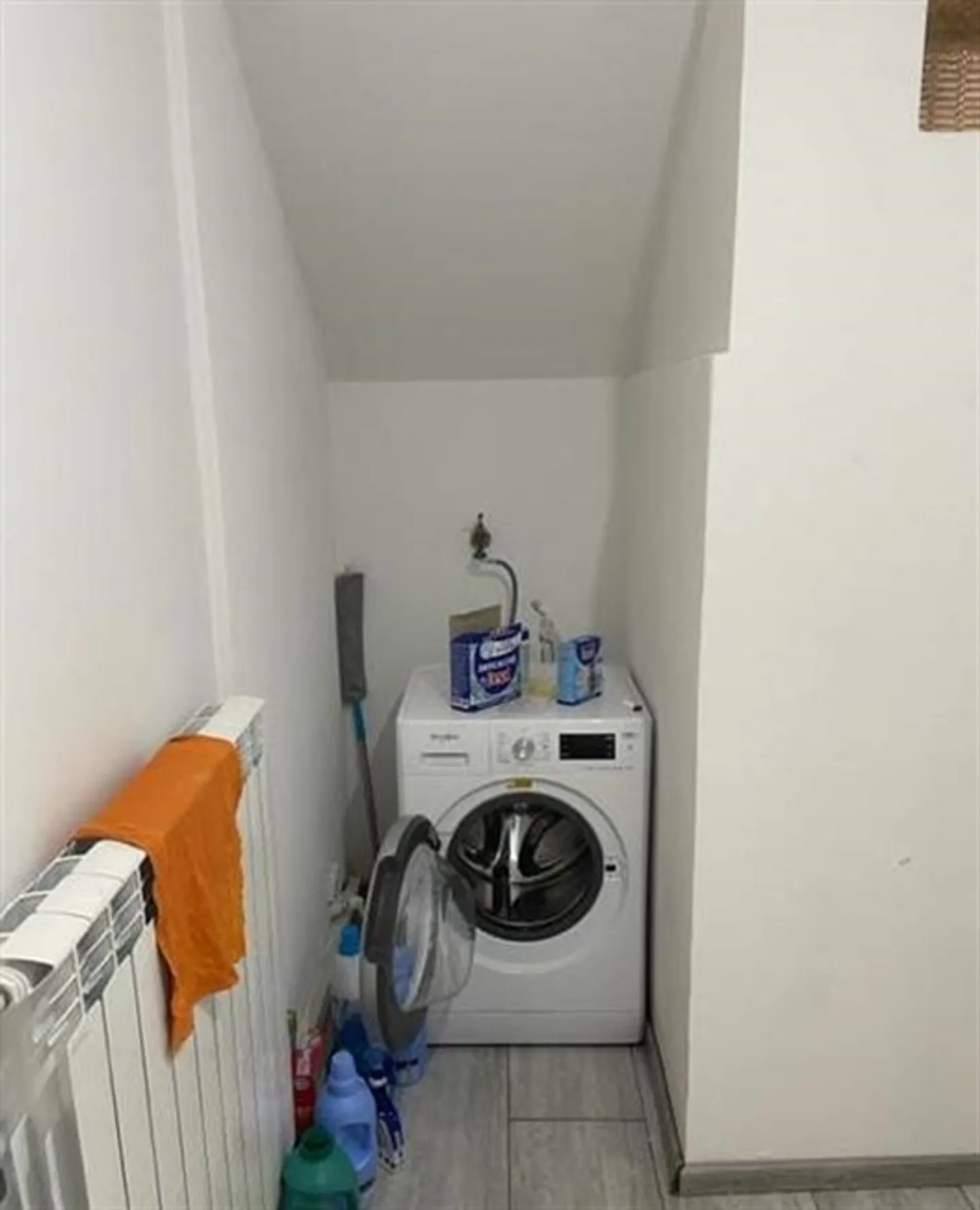 «Appartamento di 4.5 locali al PT con posteggio esterno / 4,5-Zimmer-Erdgeschosswohnung mit Aussenstellplatz» - Foto 17 di 20