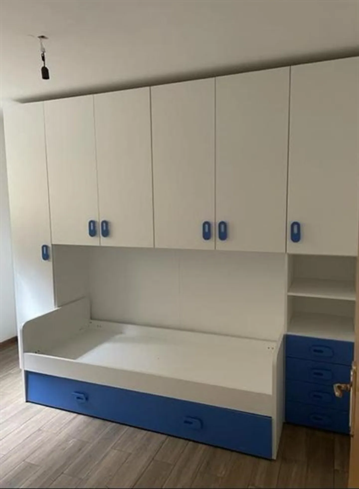 «Appartamento di 4.5 locali al PT con posteggio esterno / 4,5-Zimmer-Erdgeschosswohnung mit Aussenstellplatz» - Foto 15 di 20