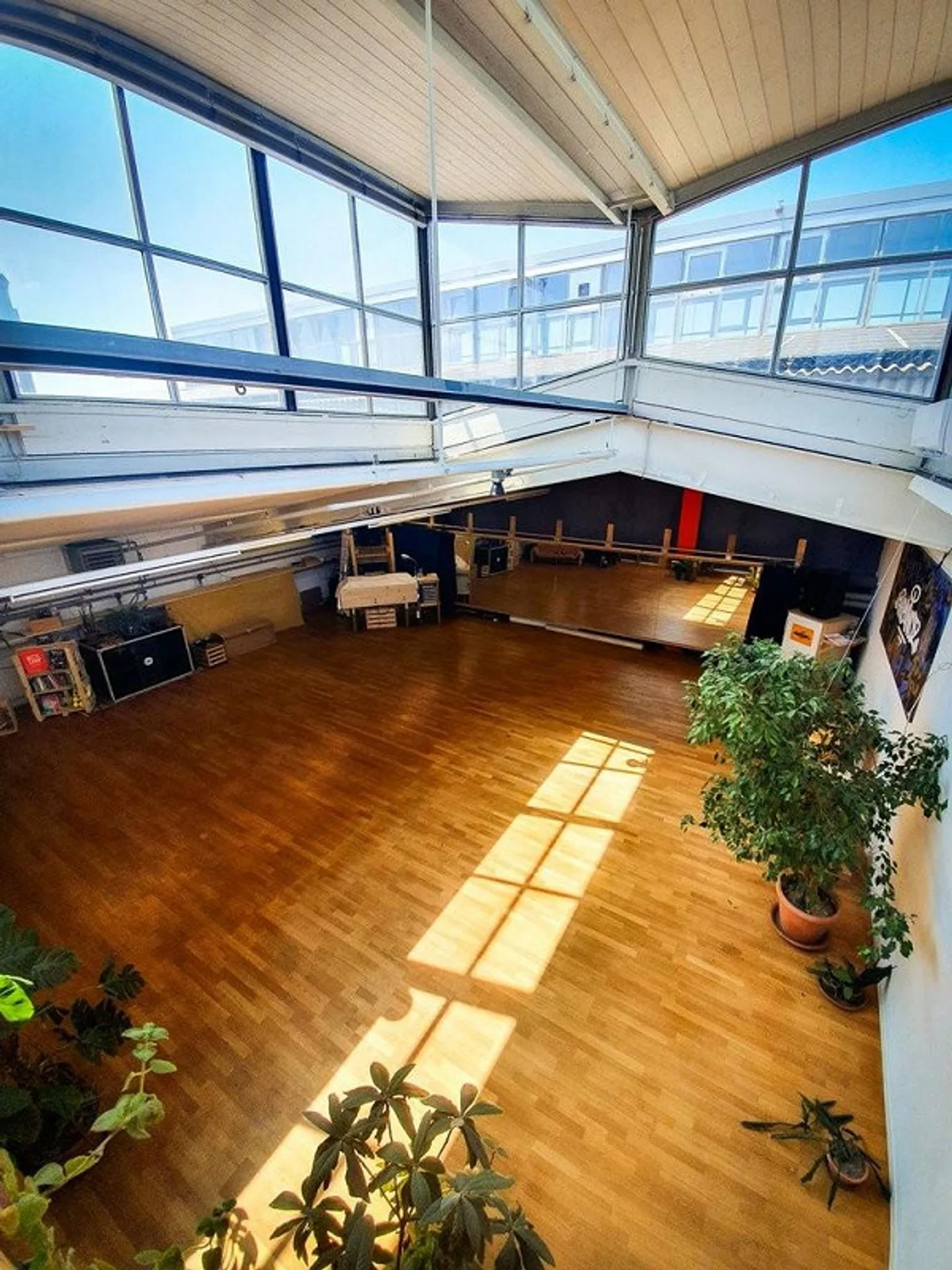 Spazi per uffici luminosi/Studio nell'area centrale di Berna - Foto 3 di 5