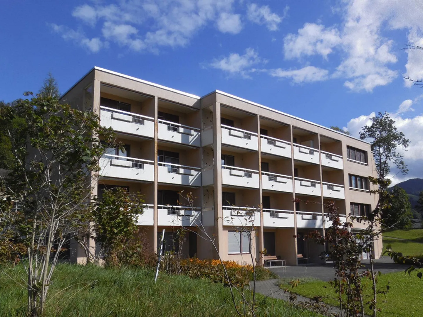Underground parking space Oberägeri - Photo 1 of 1