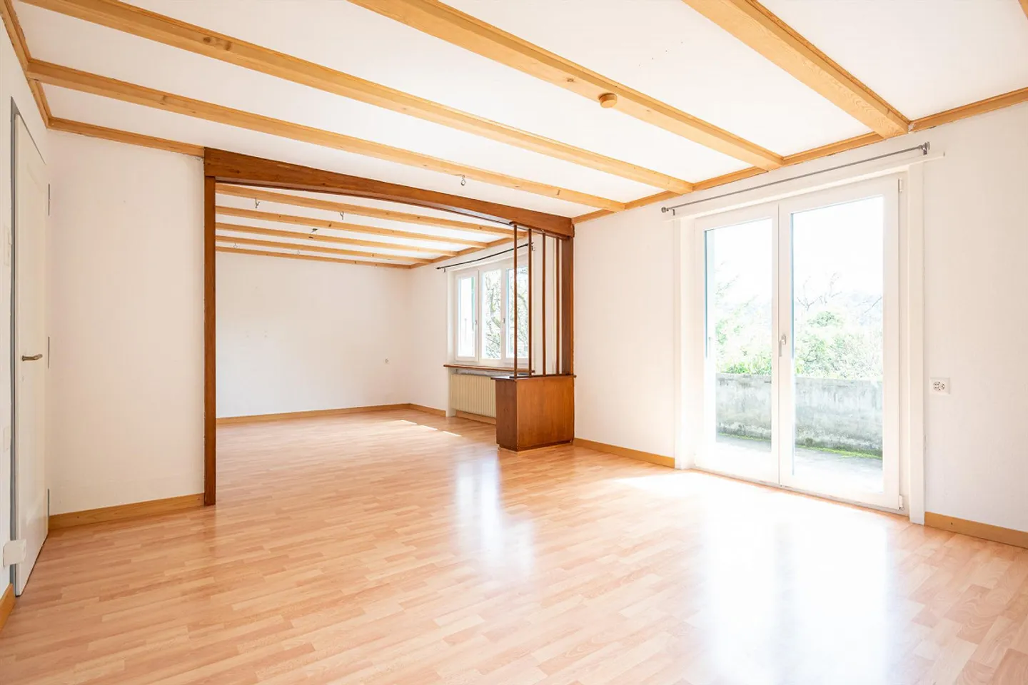 Casa unifamiliare con grande terreno in vendita a Gümmenen - Foto 10 di 16