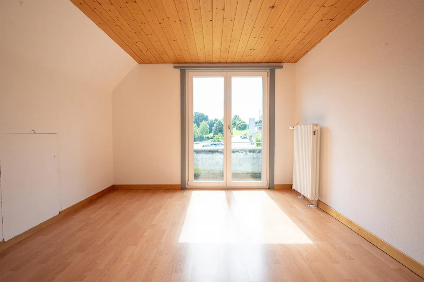 Casa unifamiliare con grande terreno in vendita a Gümmenen - Foto 13 di 16