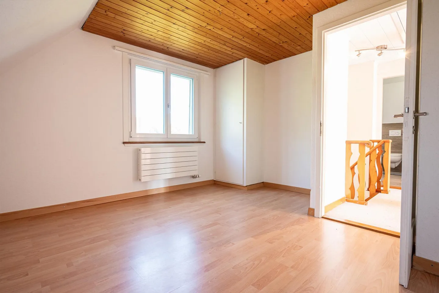 Casa unifamiliare con grande terreno in vendita a Gümmenen - Foto 14 di 16