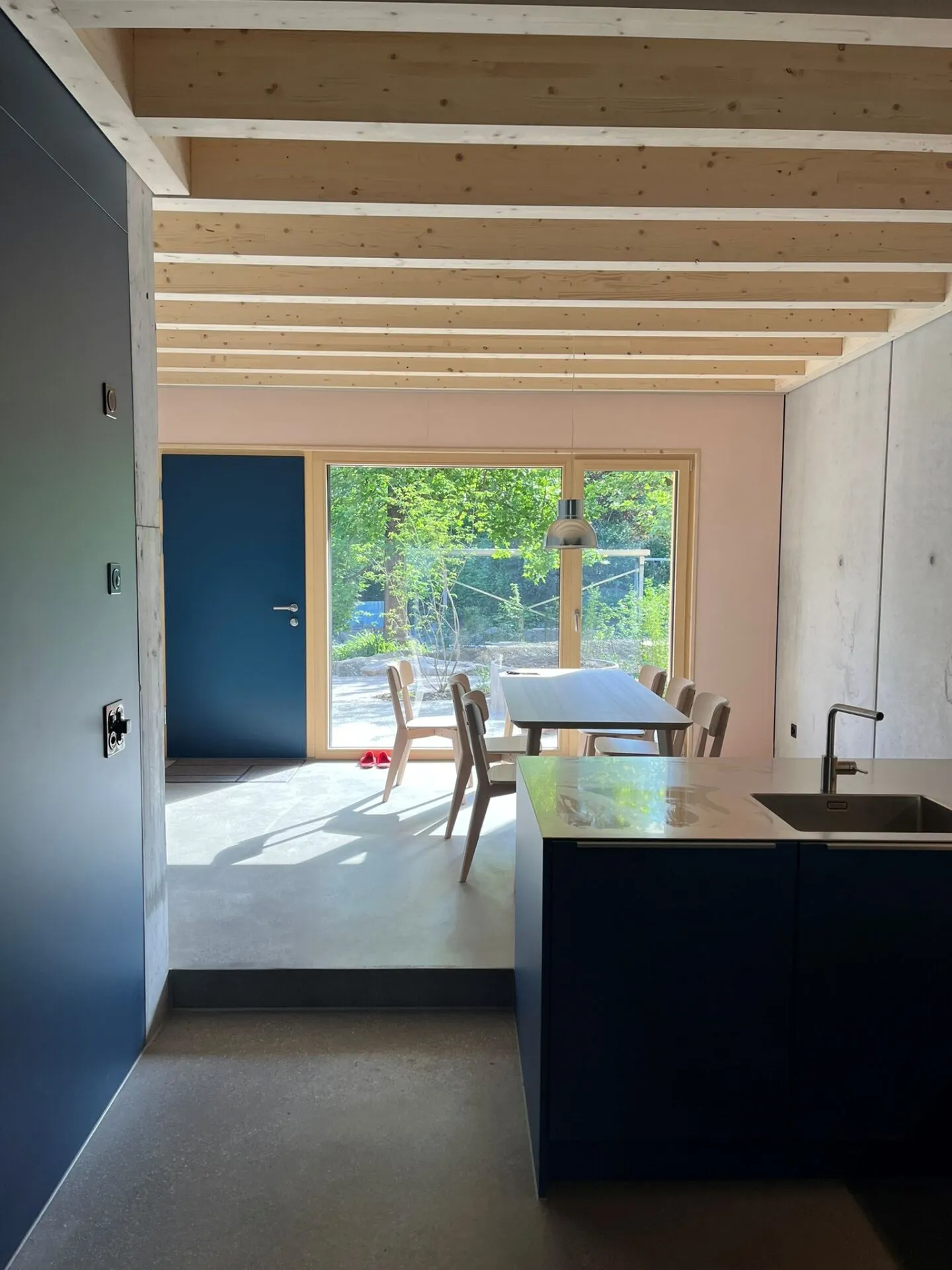 Modernes Reihenhaus mit Galerie - Foto 2 von 10