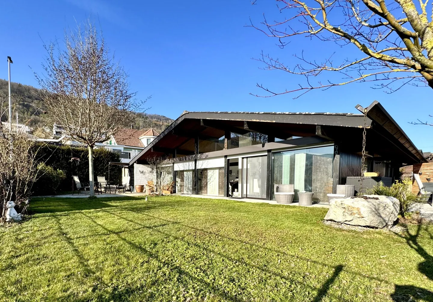 Casa singola in affitto - Foto 1 di 13