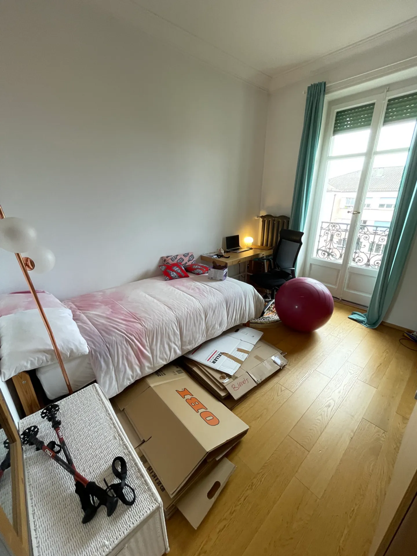 3.5 Room Apartment - Photo 5 of 8