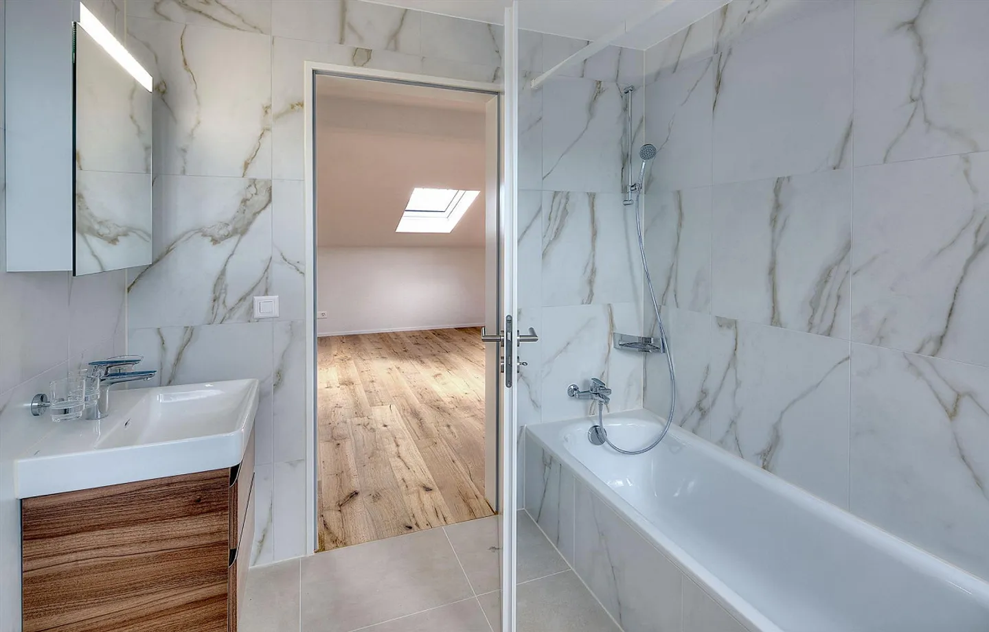 Appartement attrayant dans un emplacement calme - Photo 7 sur 9