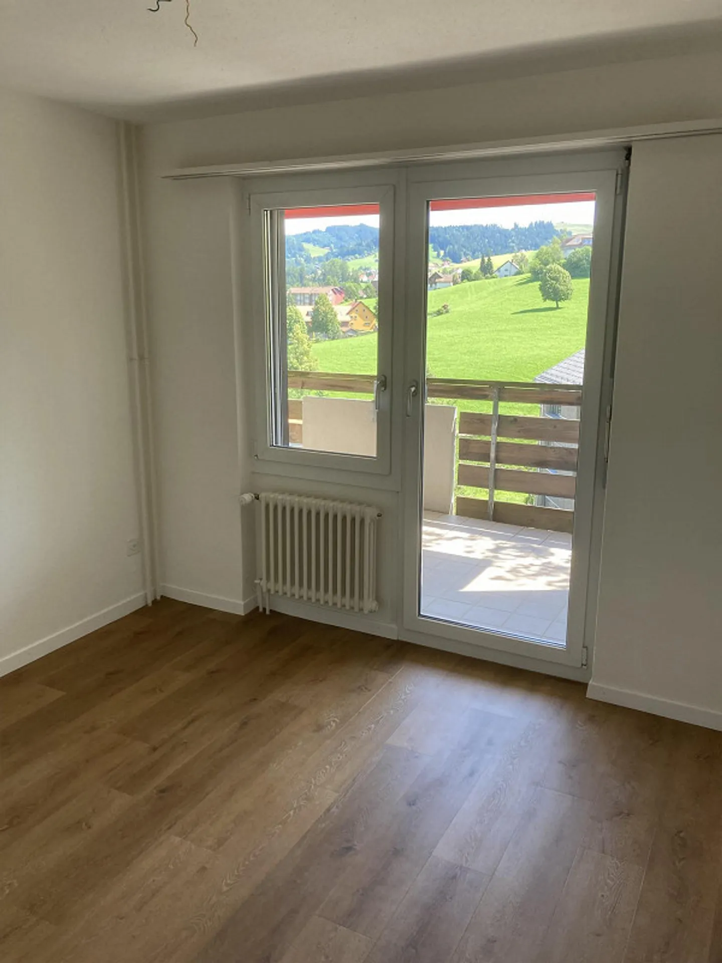 Appartamento 4 1/2 stanze 1° piano - Foto 3 di 11