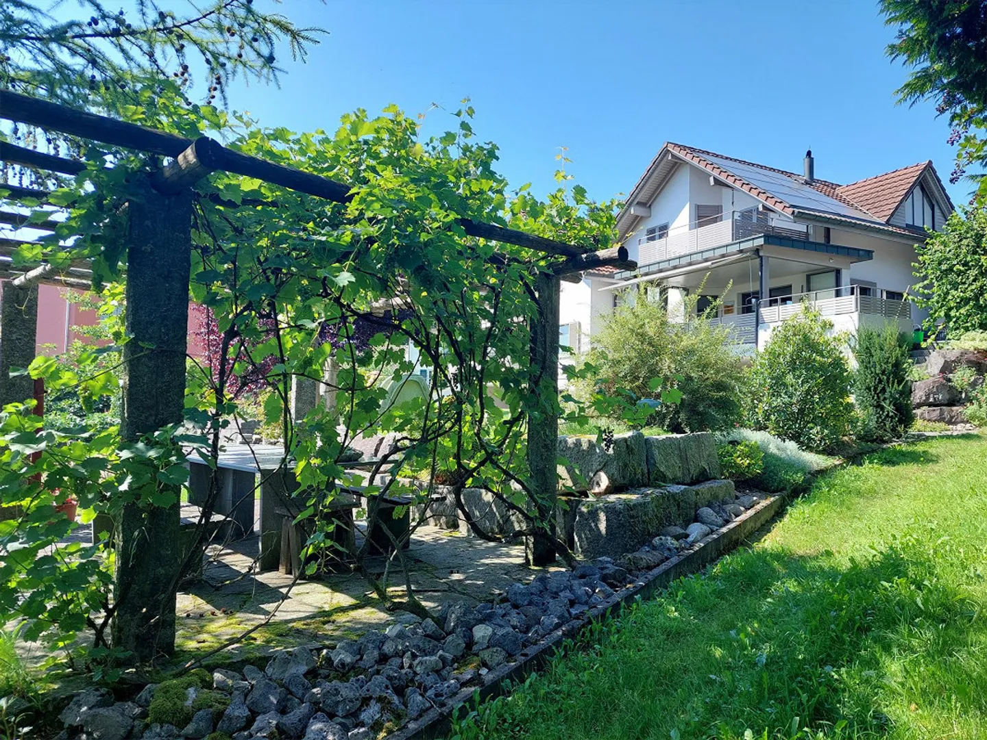 Familien und Gartenliebhaber herzlich Willkommen! - Foto 3 von 7