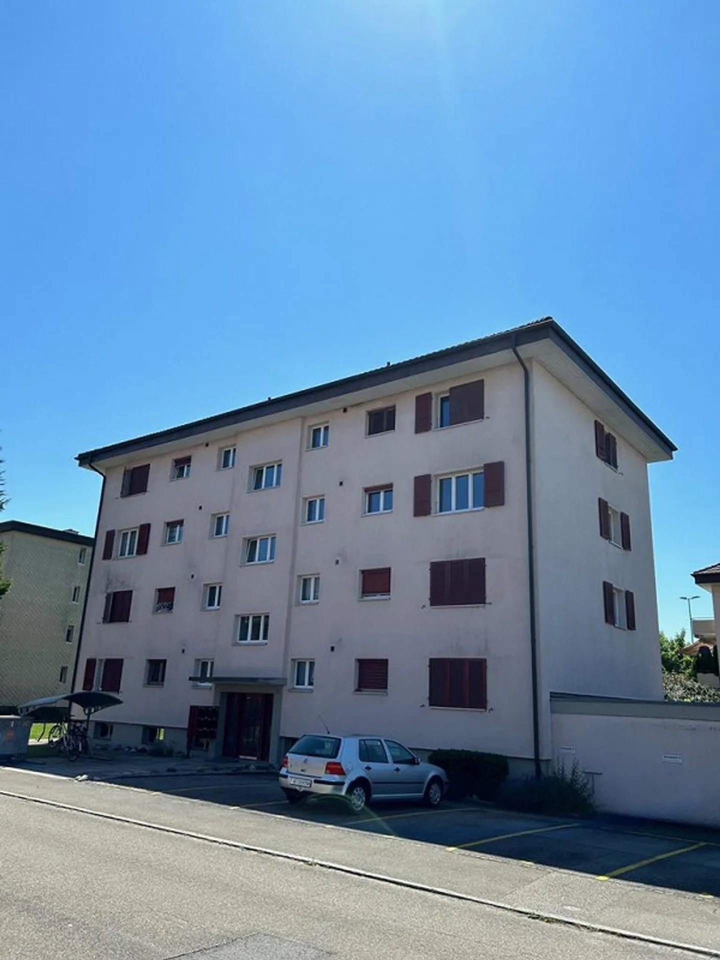 Appartement spacieux de 4 pièces dans un bel emplacement ! - Photo 1 sur 9