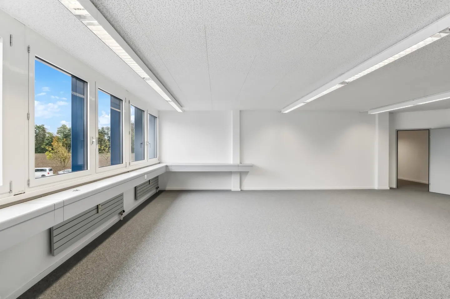 Office space for rent - Photo 5 of 5