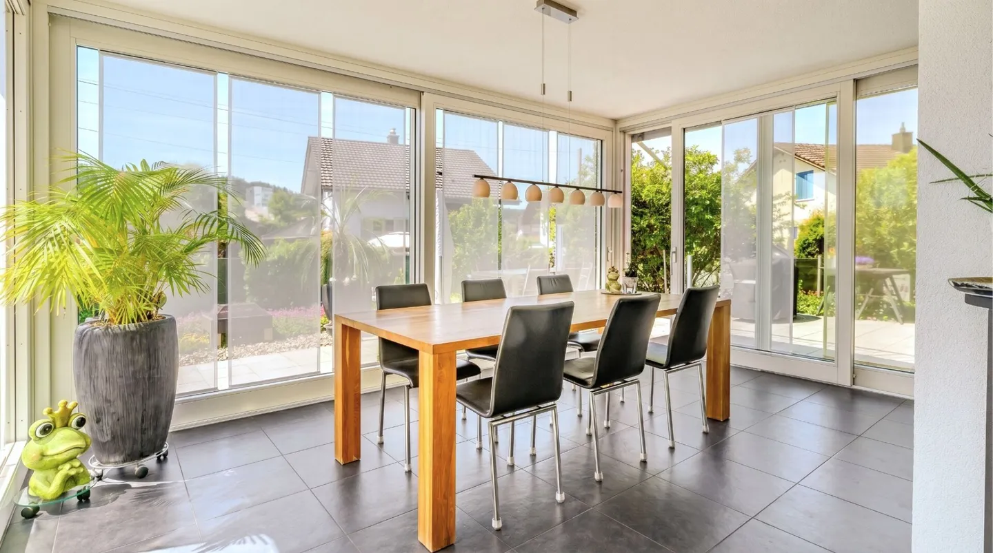 Detached house with plenty of space and a spacious garden - Photo 6 of 12