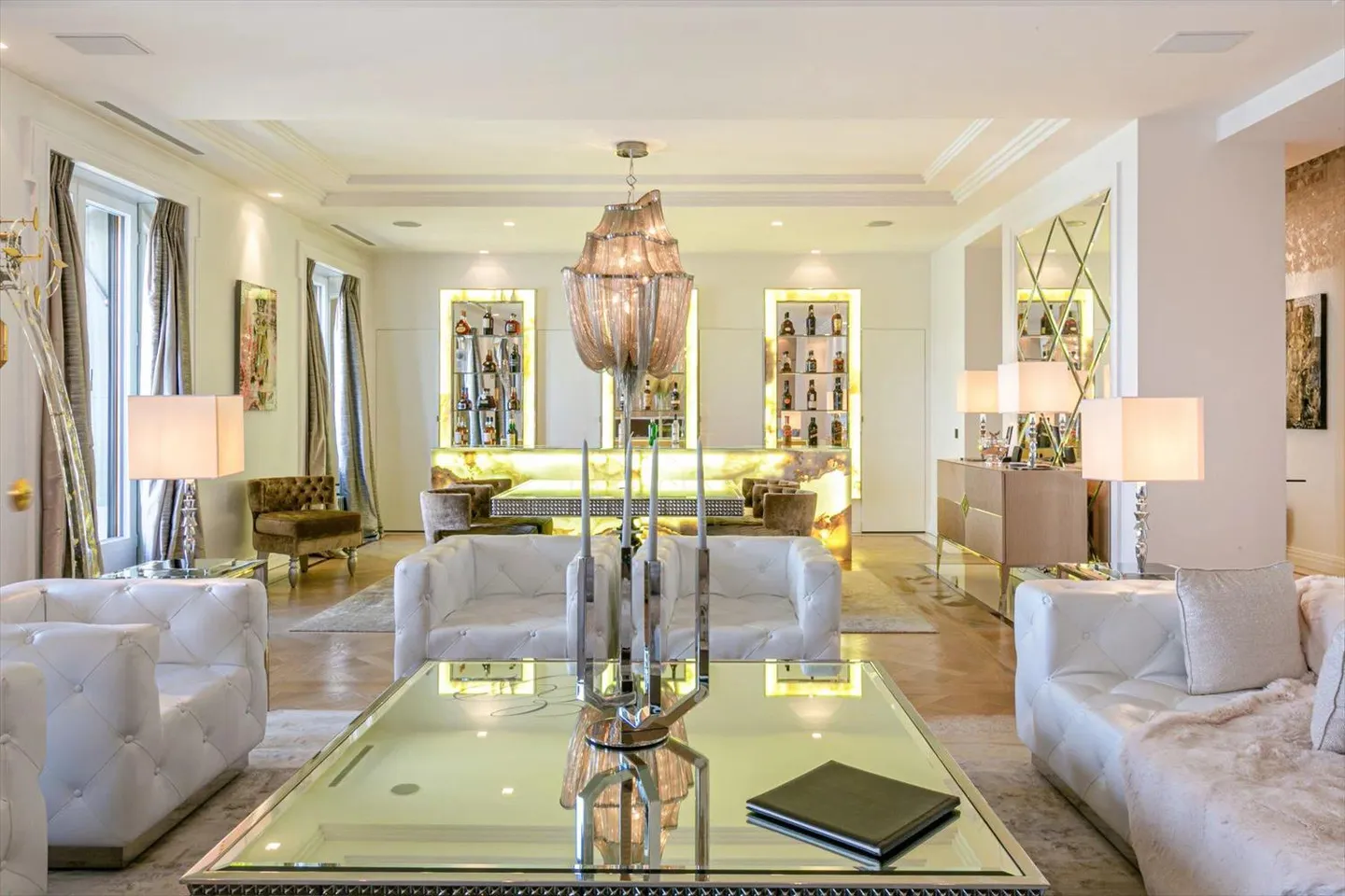 Magnificent apartment with lake and Jet d'eau view - Photo 5 of 13