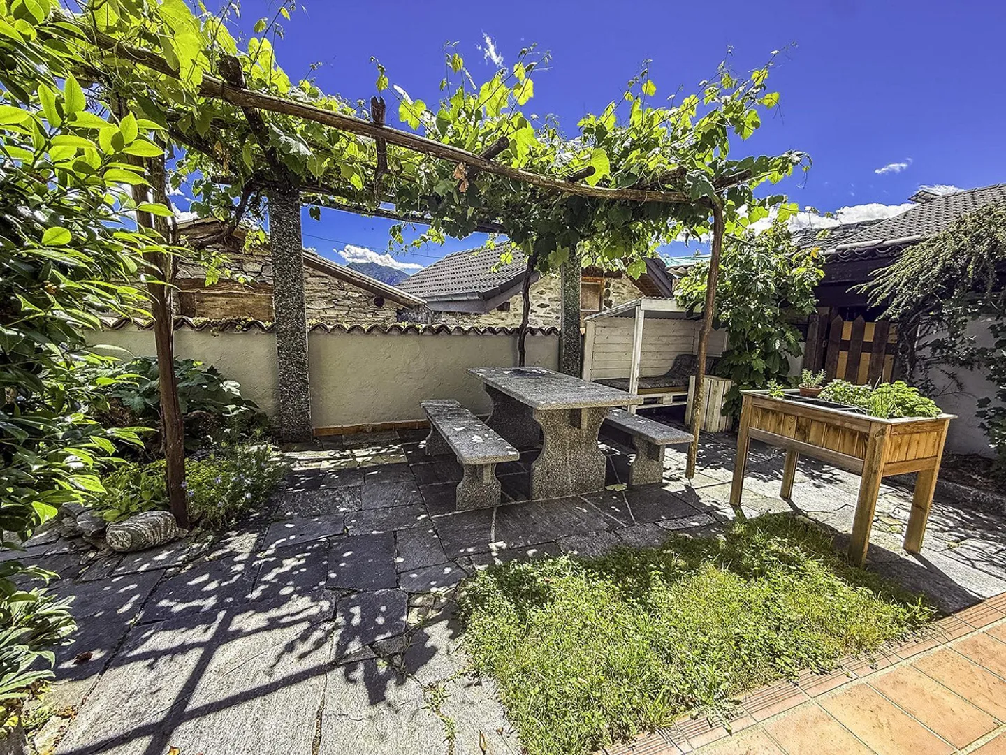 Zweitwohnsitz - Charmantes typisches Tessiner Haus/Rustico - Foto 3 di 25
