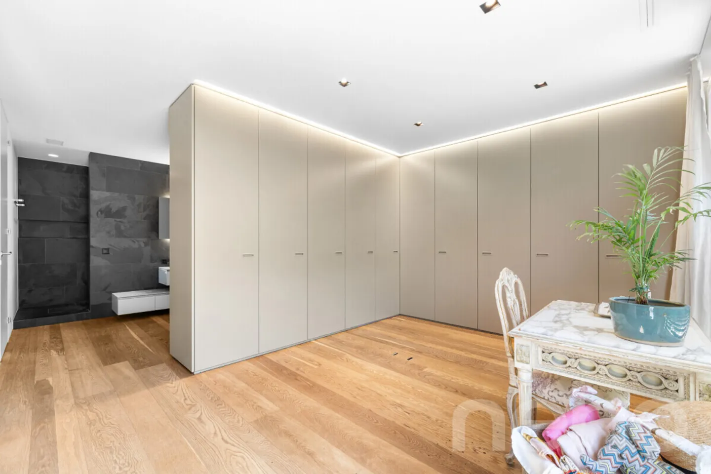 Exklusives Luxusapartment in Bäch - Foto 4 von 8