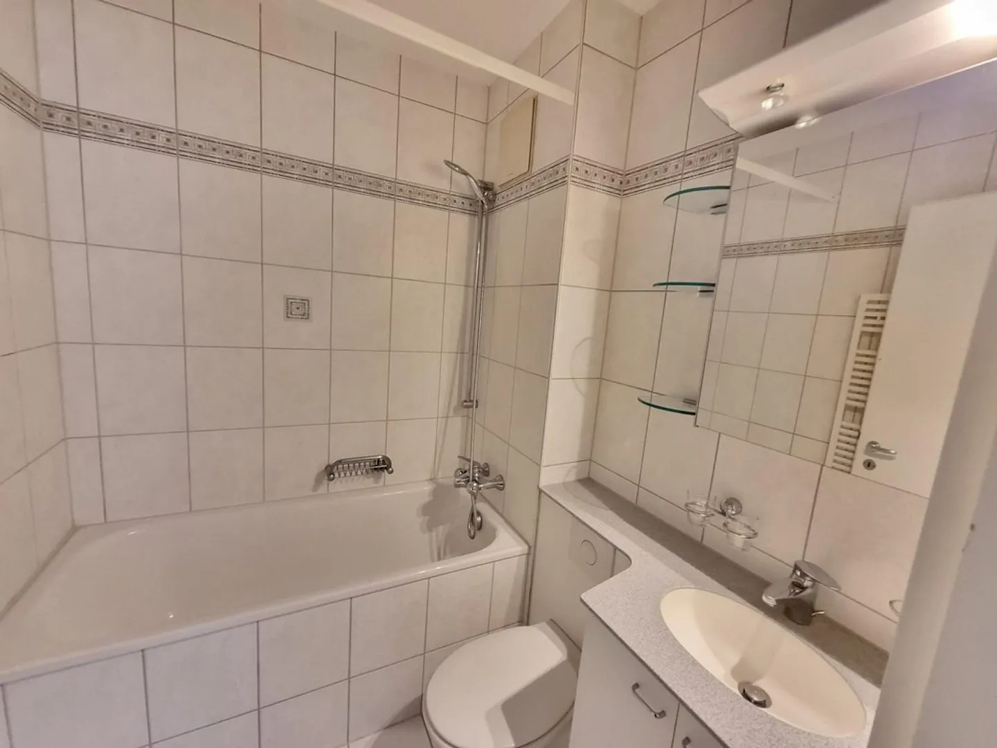 2-room apartment in a preferred location! - Photo 5 of 5