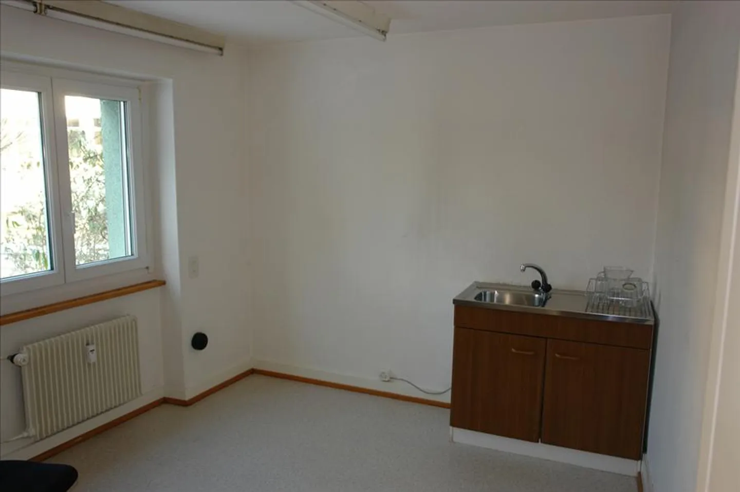 Lager- / Gewerberaum zu vermieten - Foto 3 von 3