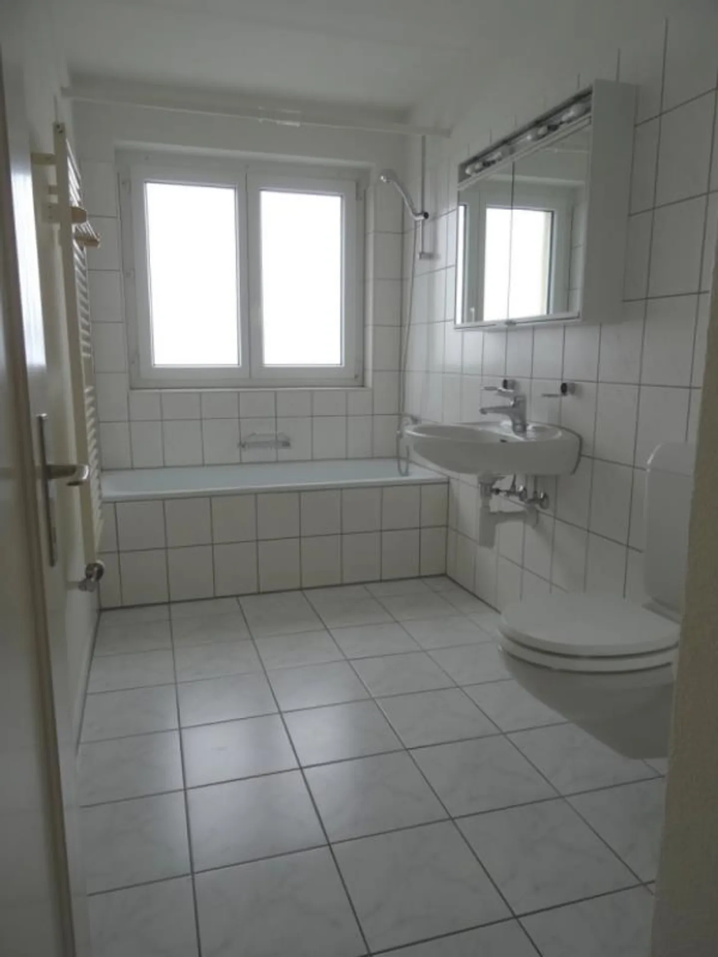 Posizione residenziale tranquilla e centrale - Foto 6 di 6