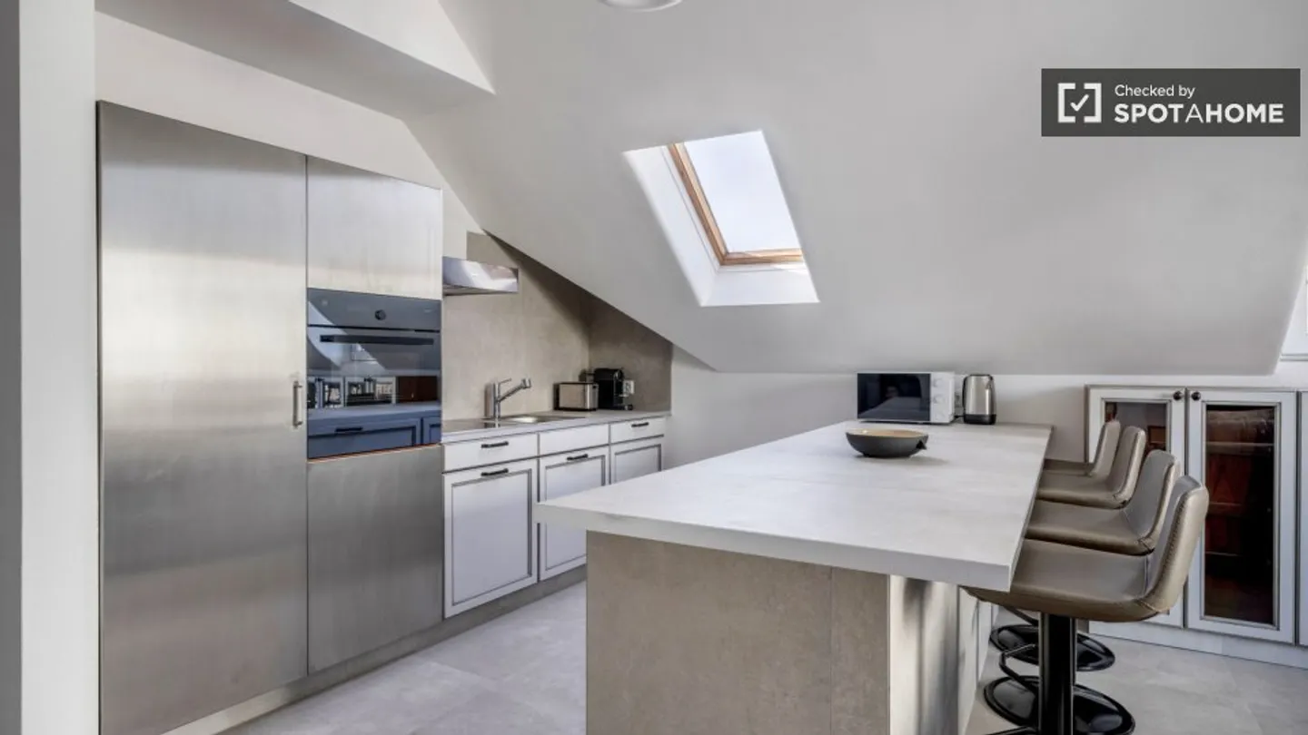 Entdecke, besichtige und miete dein neues Zuhause online mit vollem Vertrauen. - Foto 7 von 18