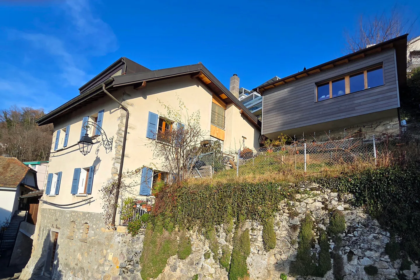 Incantevole Casa di Villaggio a Veytaux - Foto 1 di 11