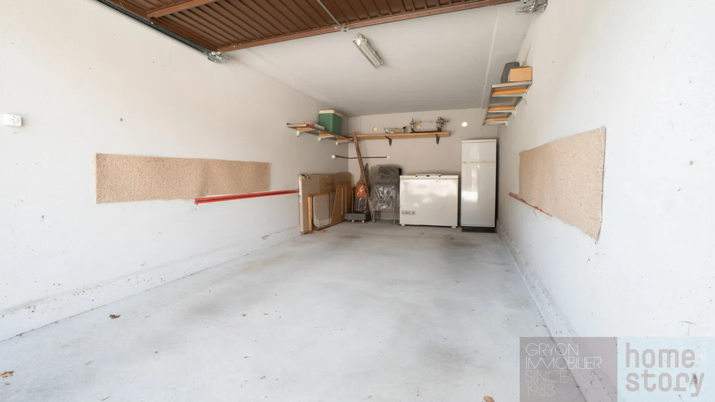 Typical family chalet in Gryon with garden and outbuildings - Photo 22 of 25