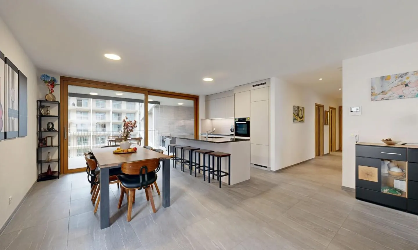 Wunderschöne 5,5-Zimmer-Wohnung von 153 m² ? Komfort und Effizienz - Foto 4 von 11