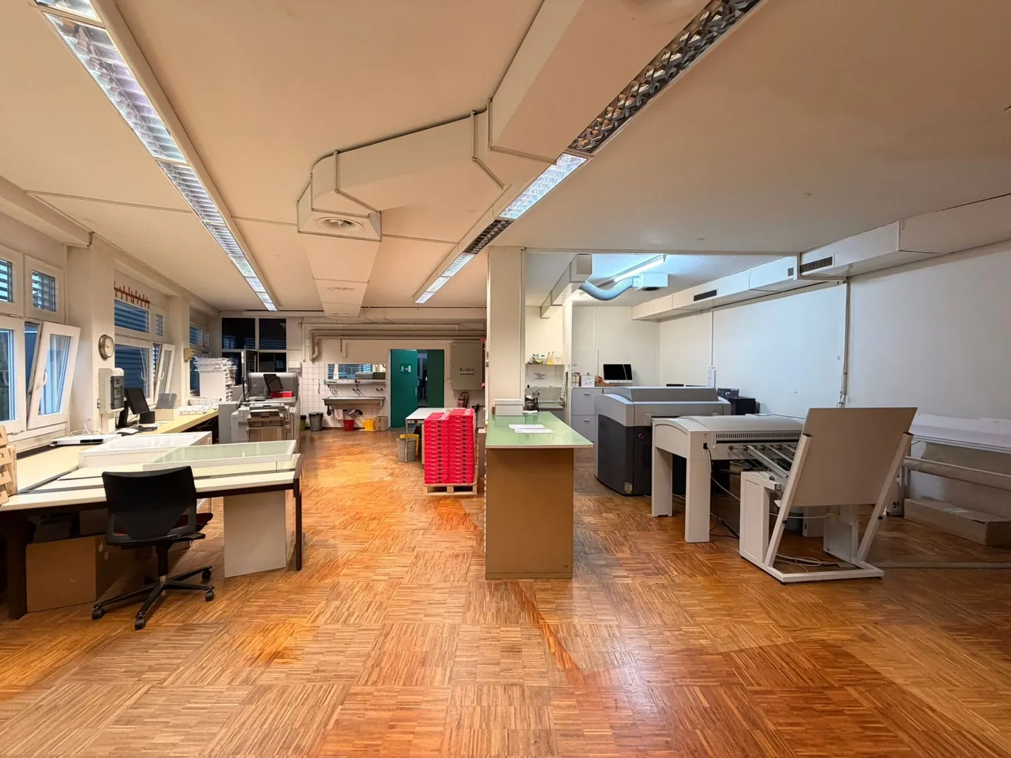 Opportunité : Propriété résidentielle et commerciale avec un potentiel d'utilisation polyvalent au centre de Schöftland - Photo 24 sur 52
