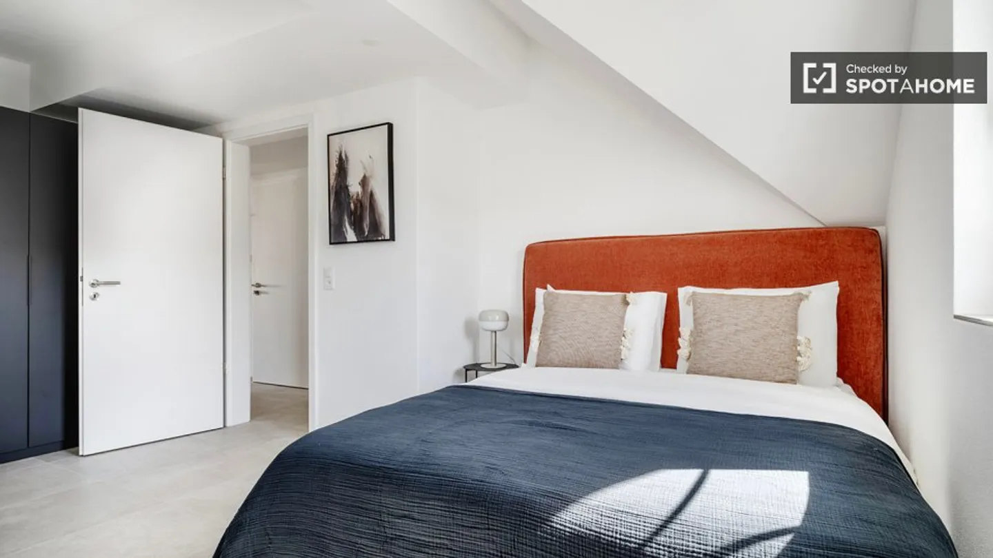 Entdecke, besichtige und miete dein neues Zuhause online mit vollem Vertrauen. - Foto 12 von 18