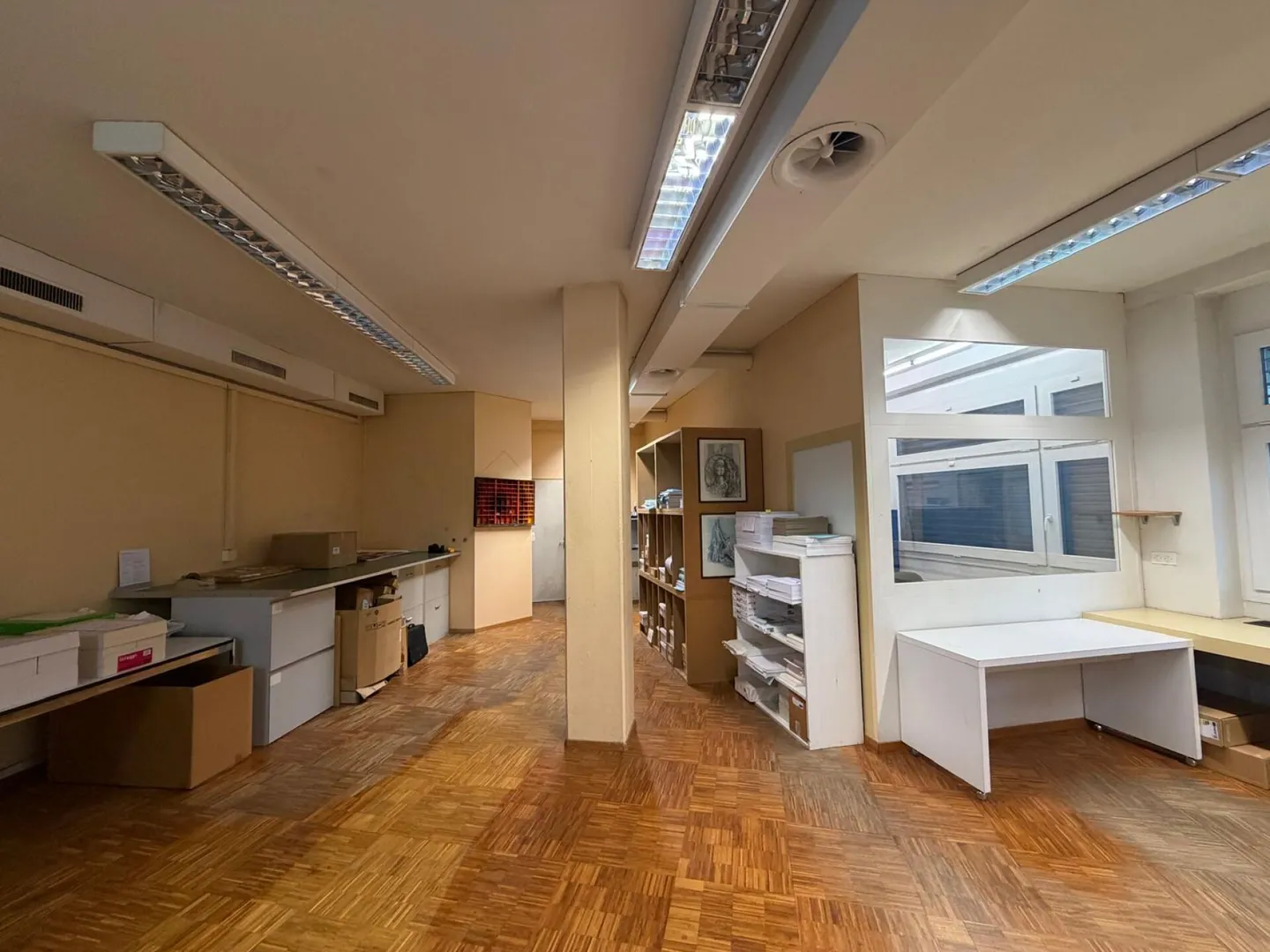 Opportunité : Propriété résidentielle et commerciale avec un potentiel d'utilisation polyvalent au centre de Schöftland - Photo 27 sur 52
