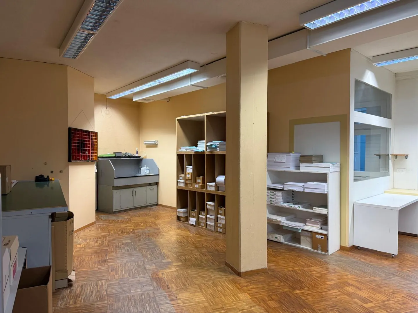 Opportunité : Propriété résidentielle et commerciale avec un potentiel d'utilisation polyvalent au centre de Schöftland - Photo 28 sur 52