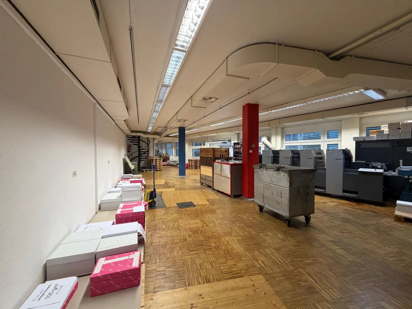 Opportunité : Propriété résidentielle et commerciale avec un potentiel d'utilisation polyvalent au centre de Schöftland - Photo 35 sur 52
