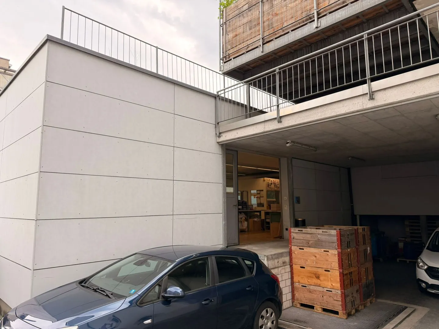 Opportunité : Propriété résidentielle et commerciale avec un potentiel d'utilisation polyvalent au centre de Schöftland - Photo 37 sur 52