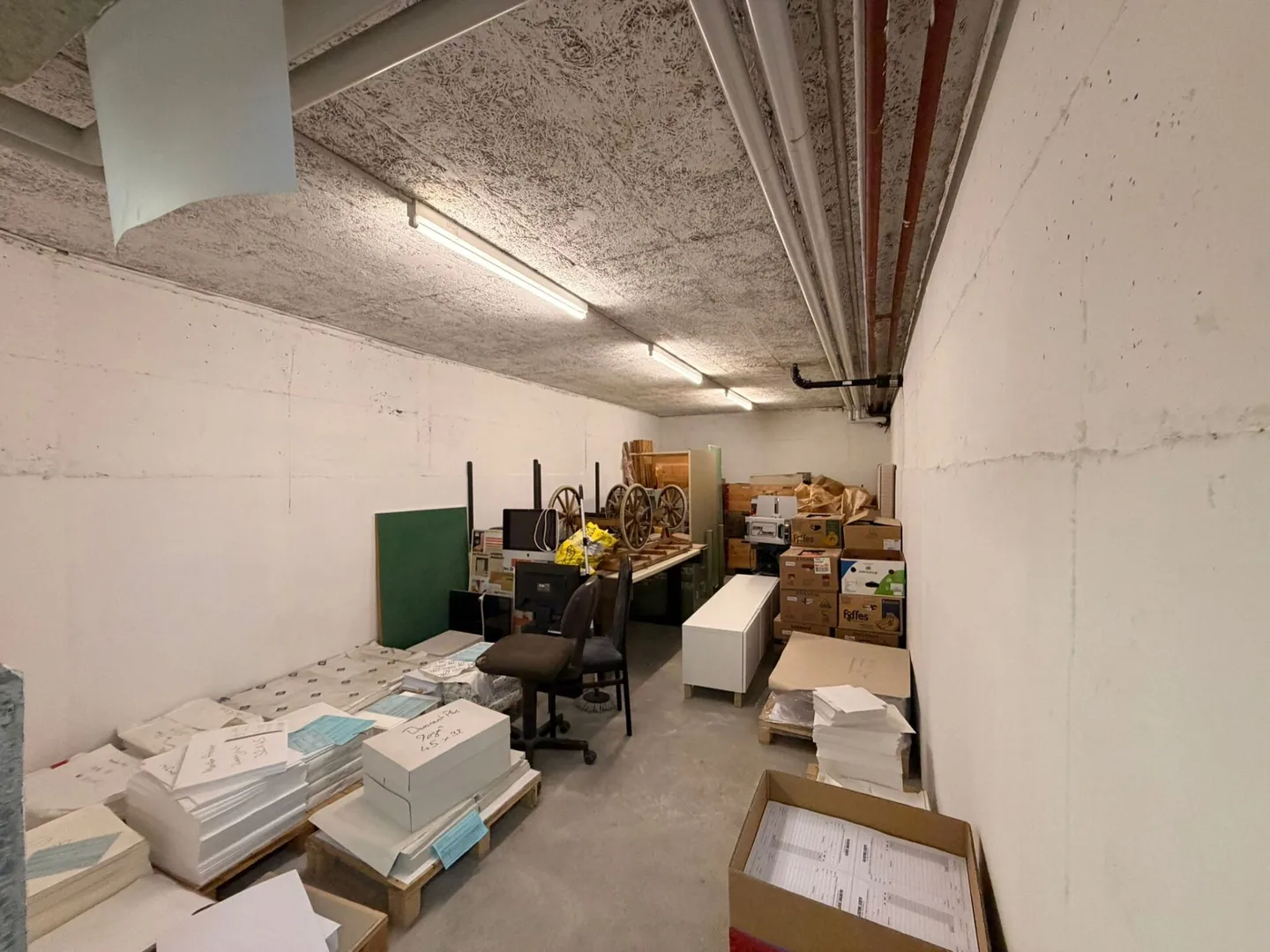 Opportunité : Propriété résidentielle et commerciale avec un potentiel d'utilisation polyvalent au centre de Schöftland - Photo 43 sur 52