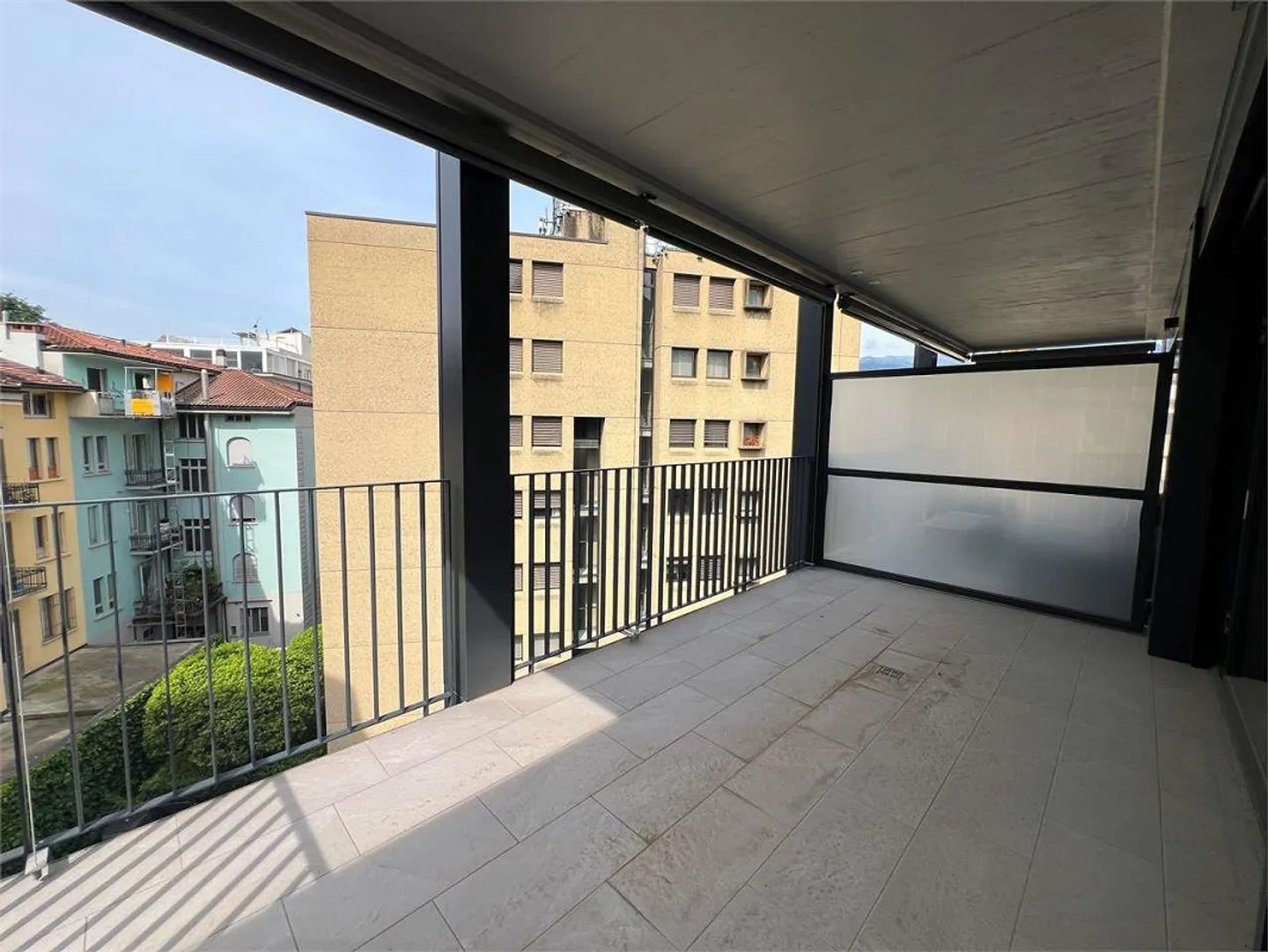 Lugano penthouse 5.5 pièces avec terrasse - Photo 4 sur 13