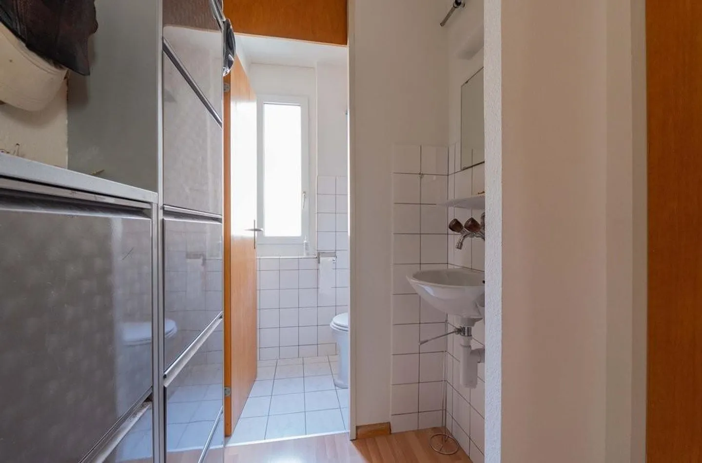Appartamento spazioso con charme e balcone - Foto 6 di 8