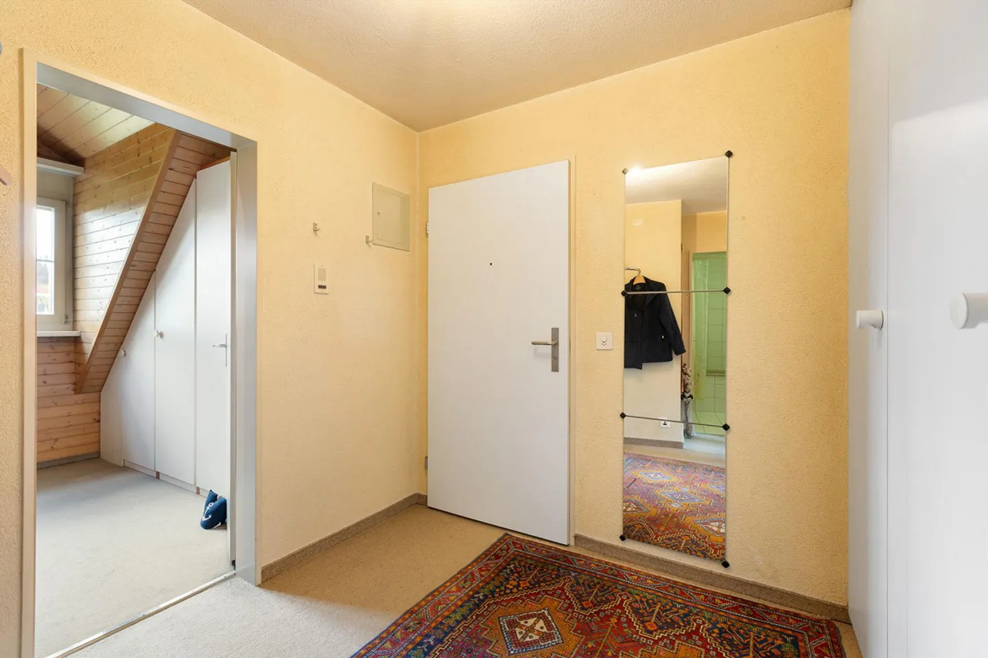 Vie confortable sur deux étages - Photo 4 sur 8