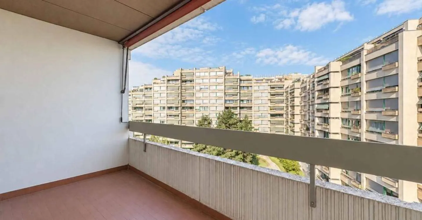 Grand Appartement 4 Pièces - Photo 1 sur 5