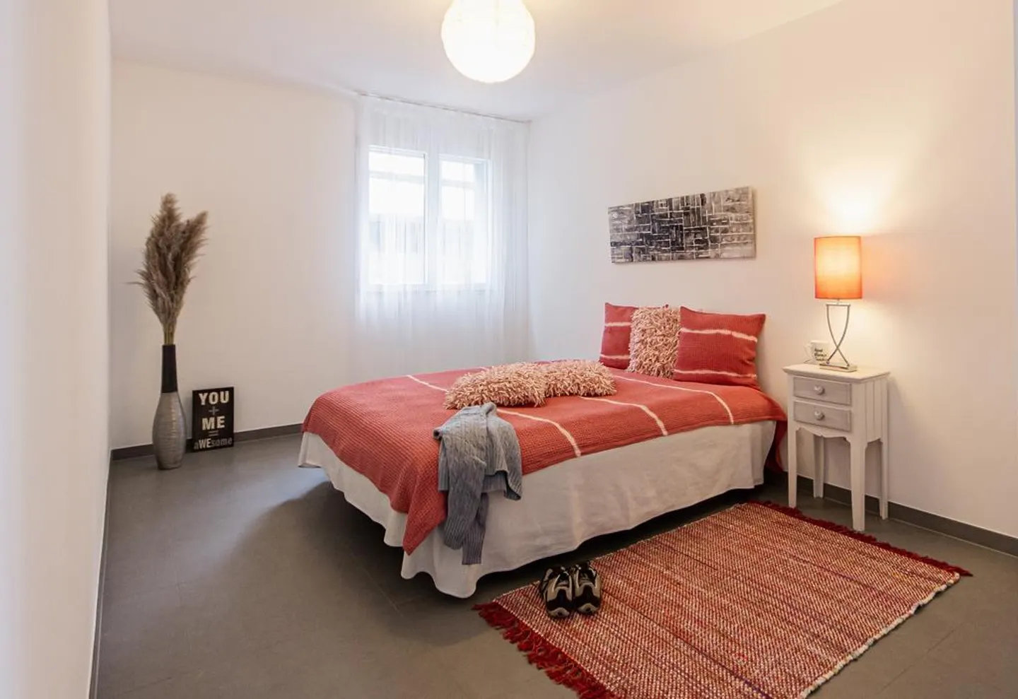 Bright spaces with terrace and all services at hand - Photo 7 of 7