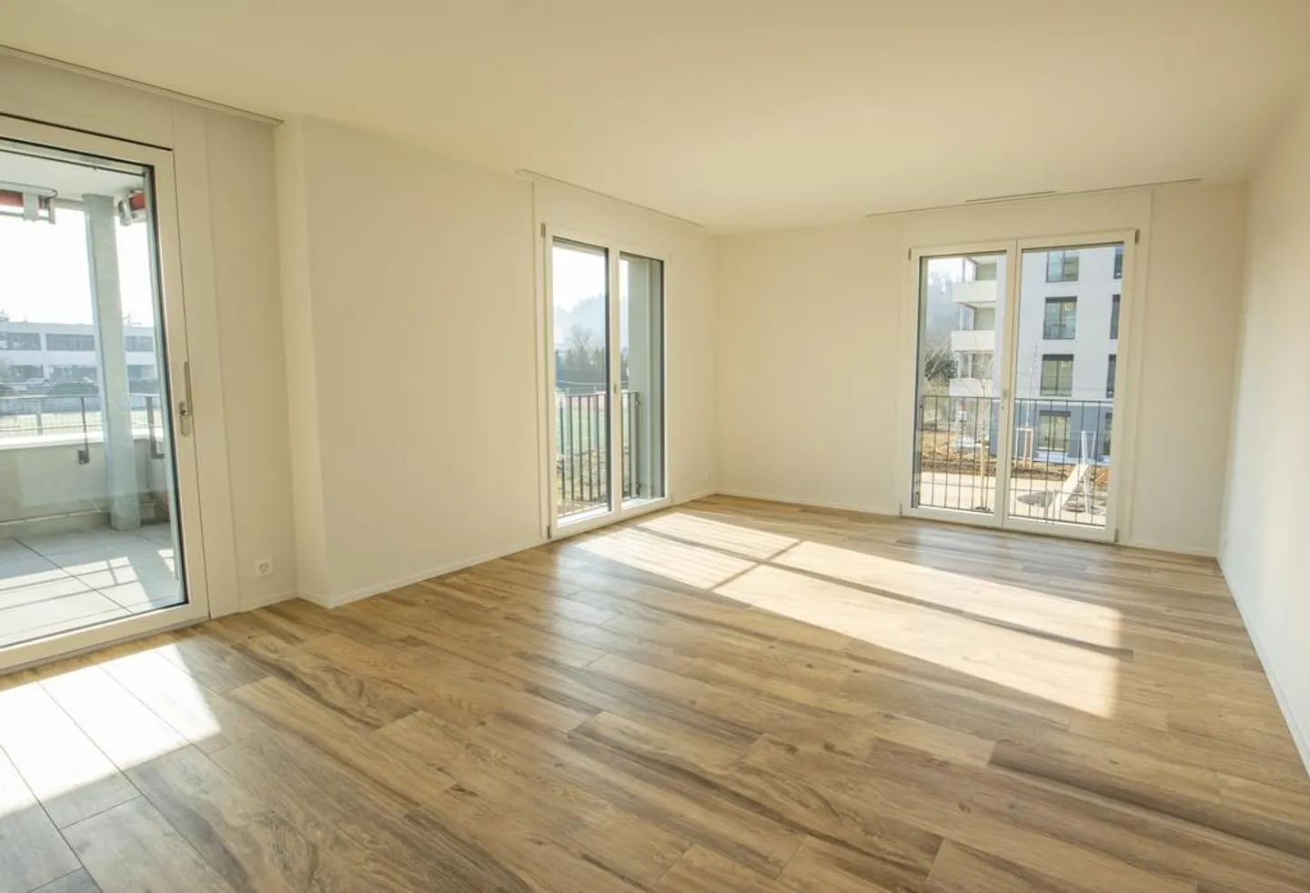 Grosszügige Wohnung mit Balkon - Foto 5 von 10