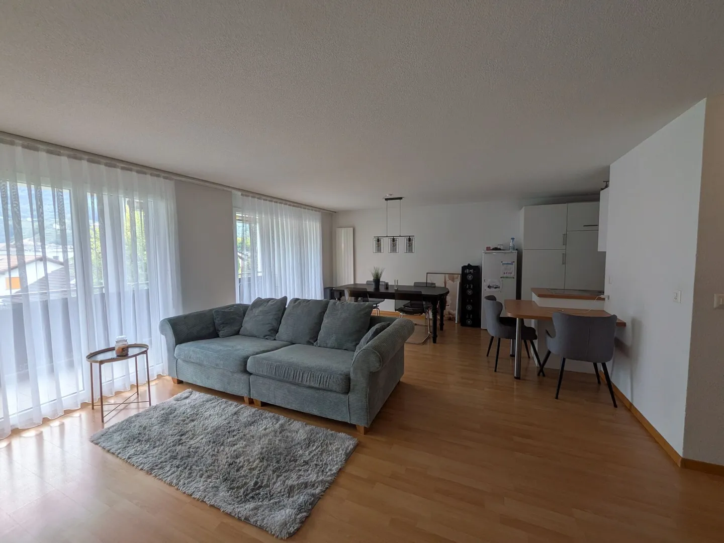 Moderne 3.5-Zimmer-Maisonettewohnung an zentraler Lage - Photo 2 of 11