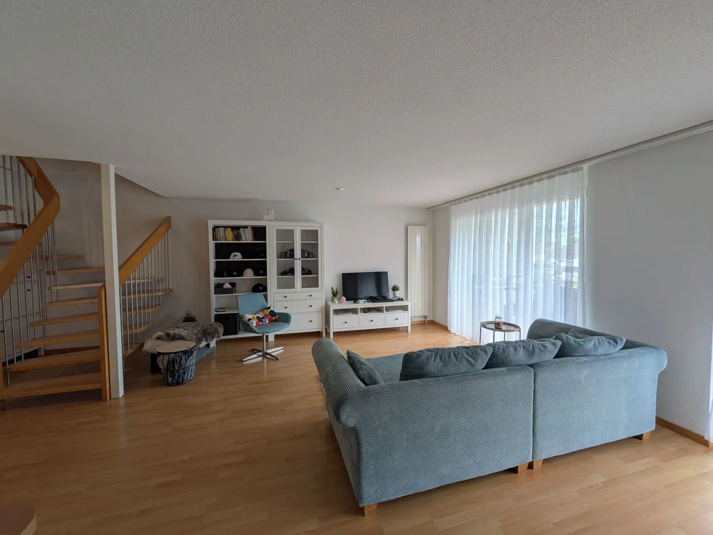 Moderne 3.5-Zimmer-Maisonettewohnung an zentraler Lage - Photo 3 of 11