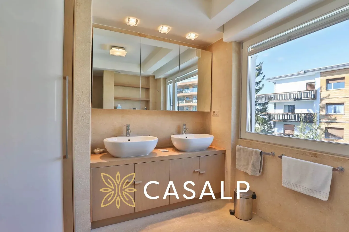 Geräumige 3.5-Zimmer-Wohnung im Zentrum von Crans - Foto 15 von 24