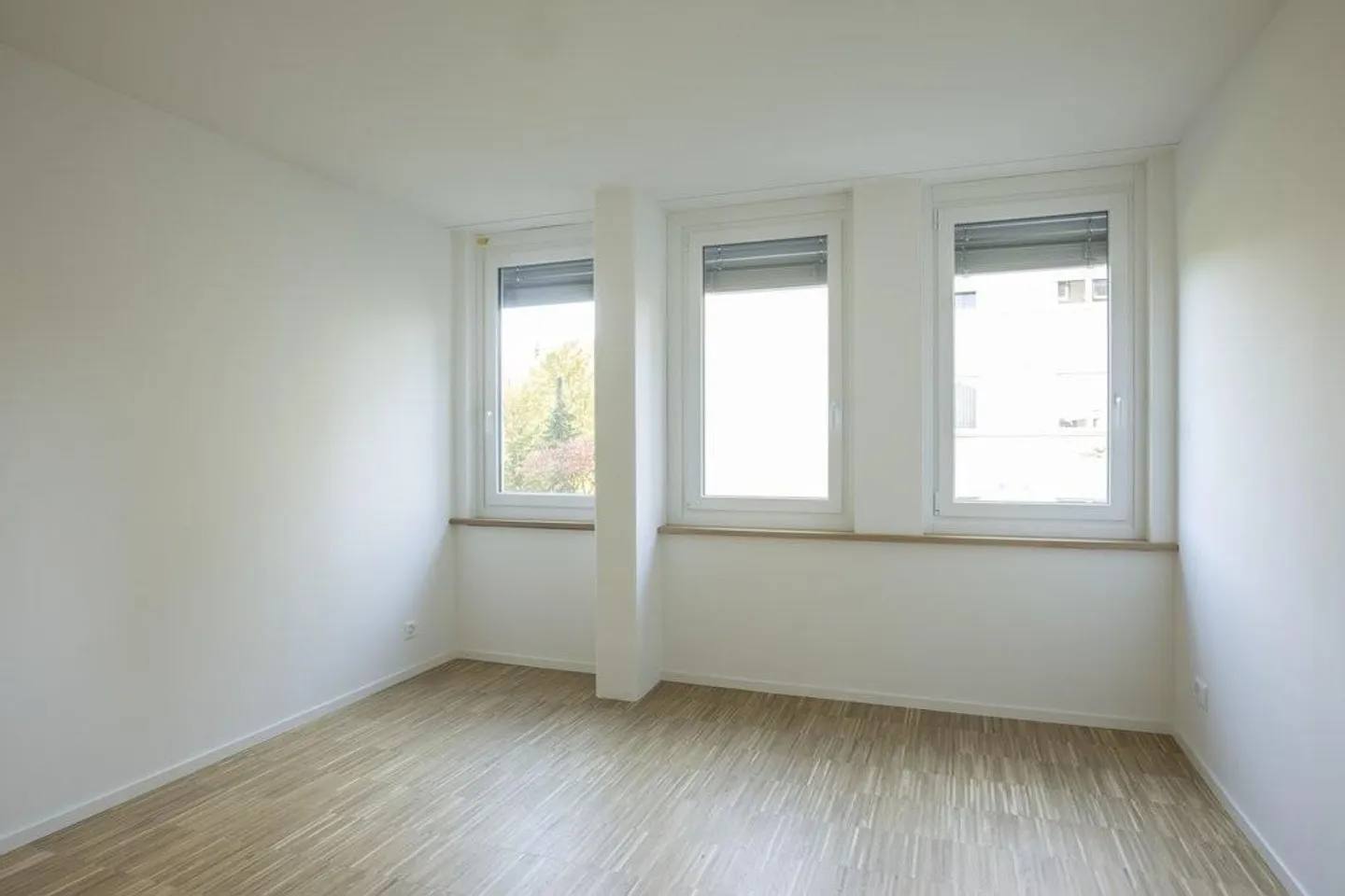 Moderne Wohnung mit grosser Küche - Foto 5 von 7