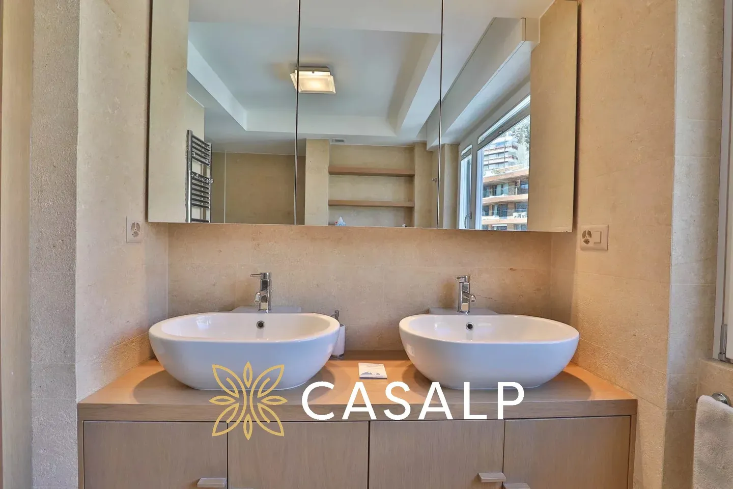 Geräumige 3.5-Zimmer-Wohnung im Zentrum von Crans - Foto 16 von 24