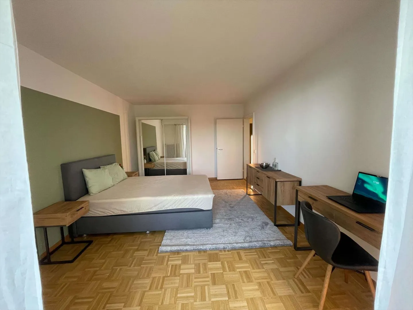 Chambre 1 pièce - Photo 4 sur 23
