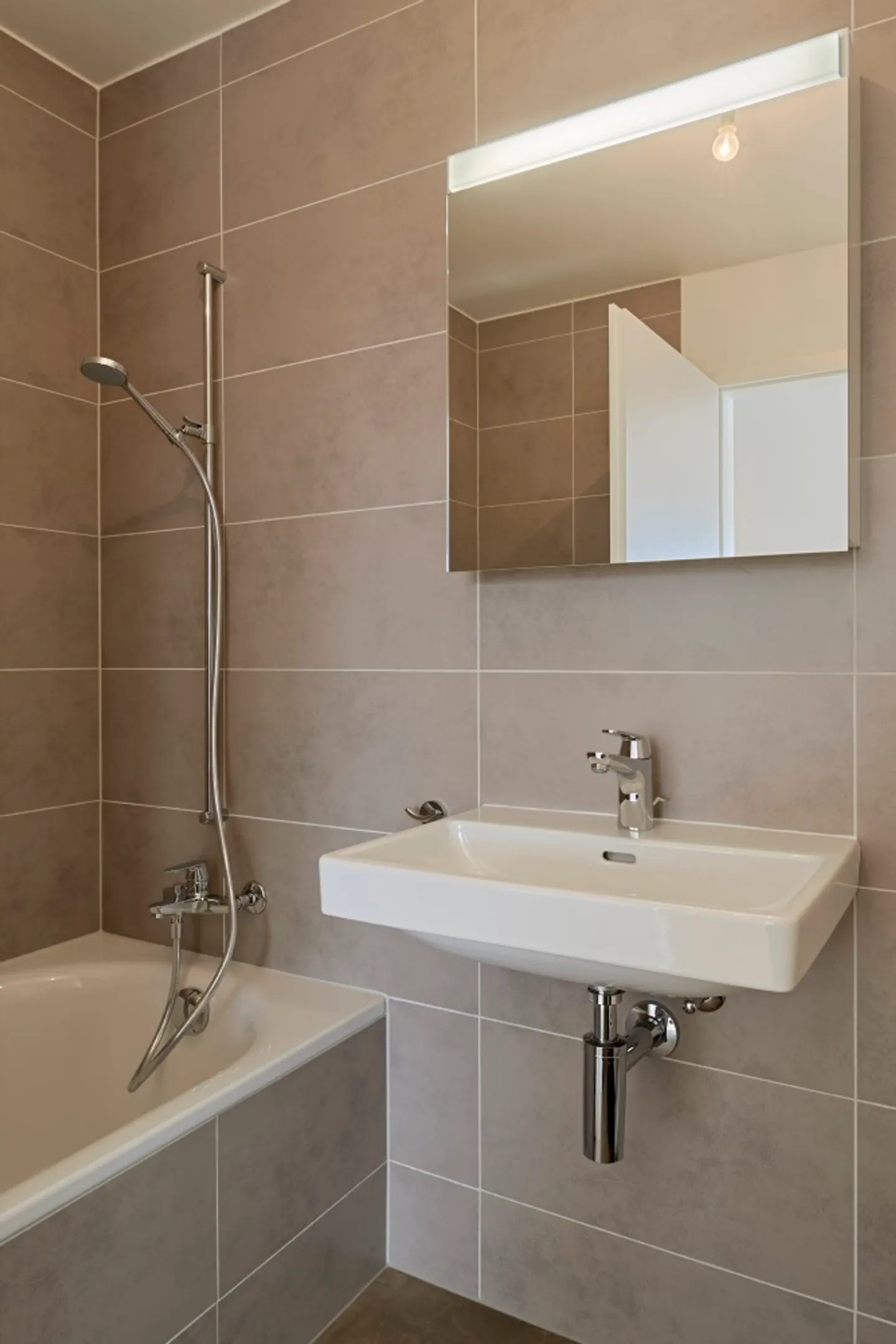 Appartement moderne à Bulle - Photo 4 sur 8
